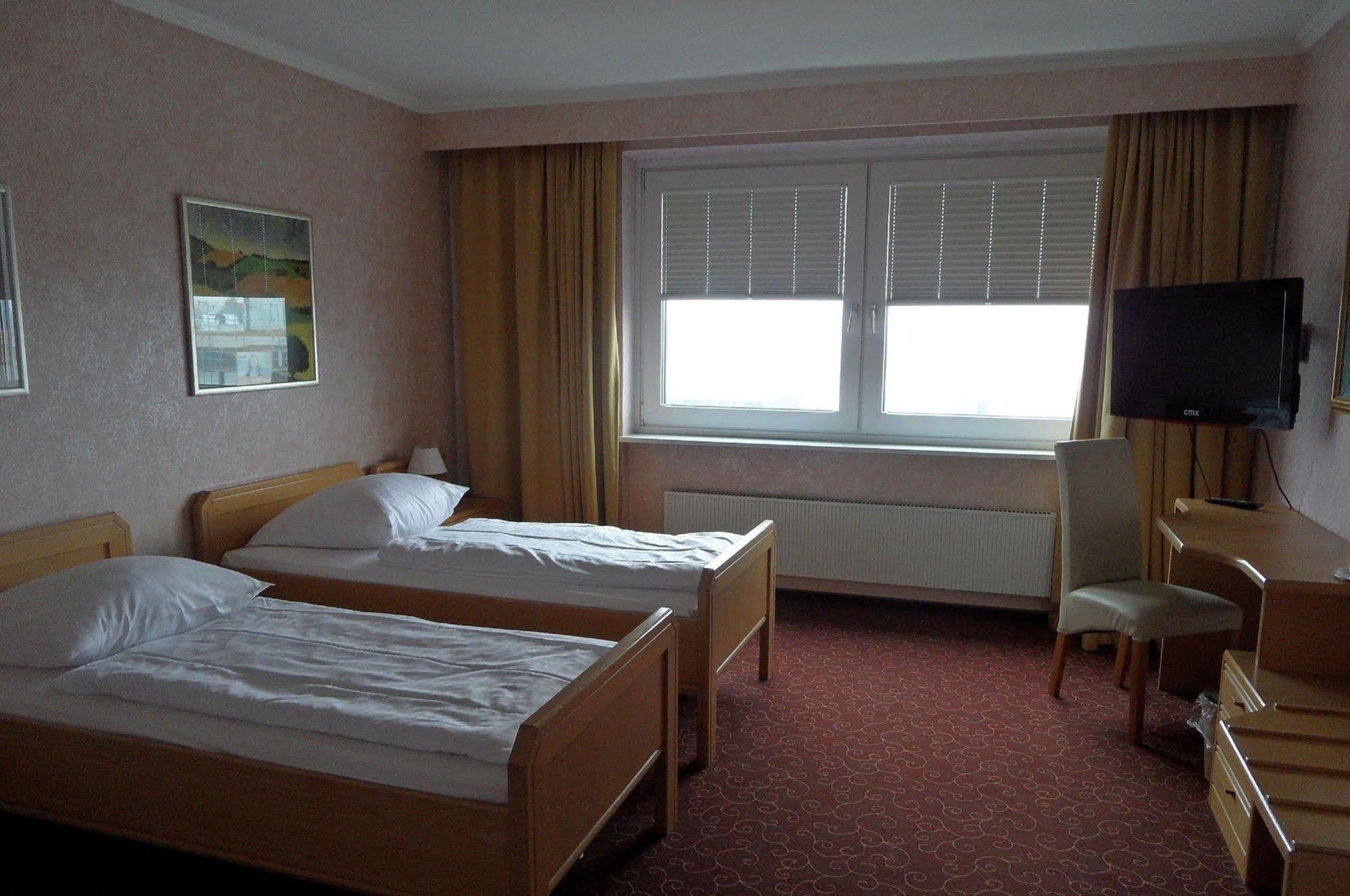 Wiking Hotel Henstedt-Ulzburg Luaran gambar
